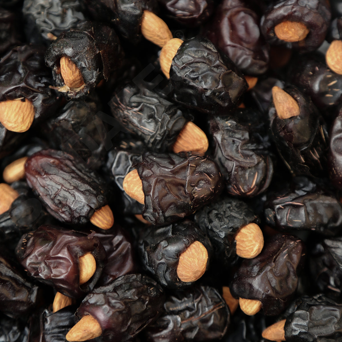 Sn Dates - Ajwa Almond