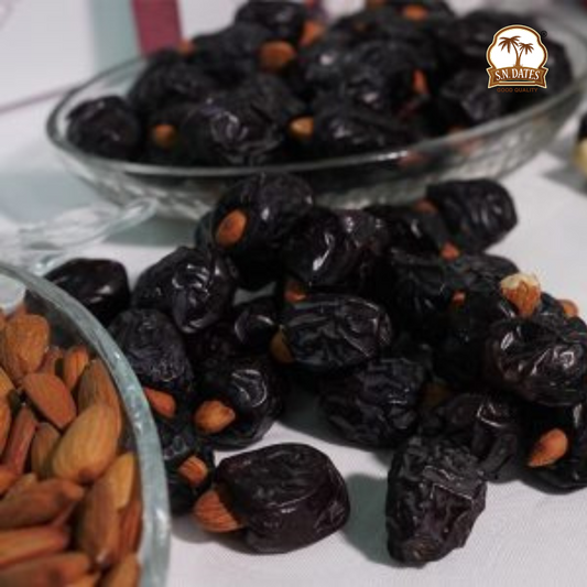 Sn Dates - Ajwa Almond /kg